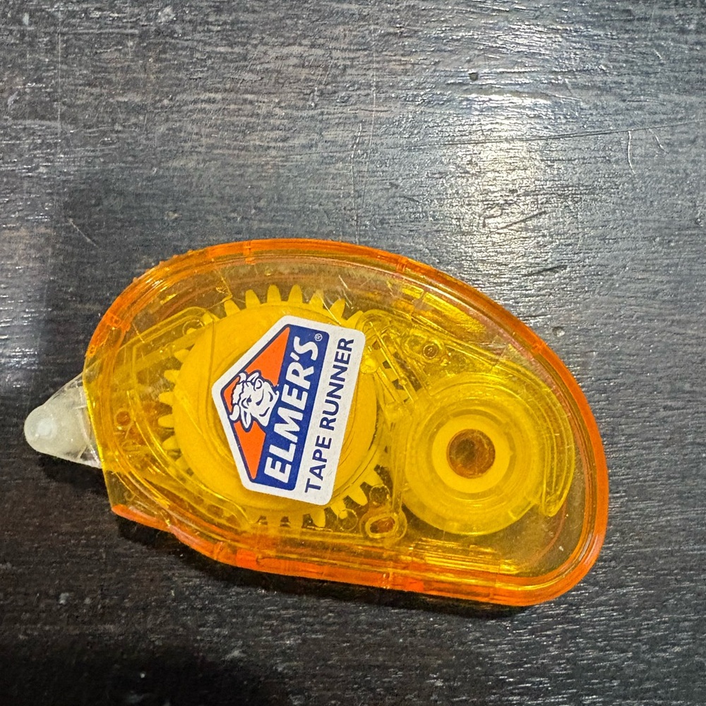 Elmer tape runner and CraftBond Permanent Tape Runner Refill. New.